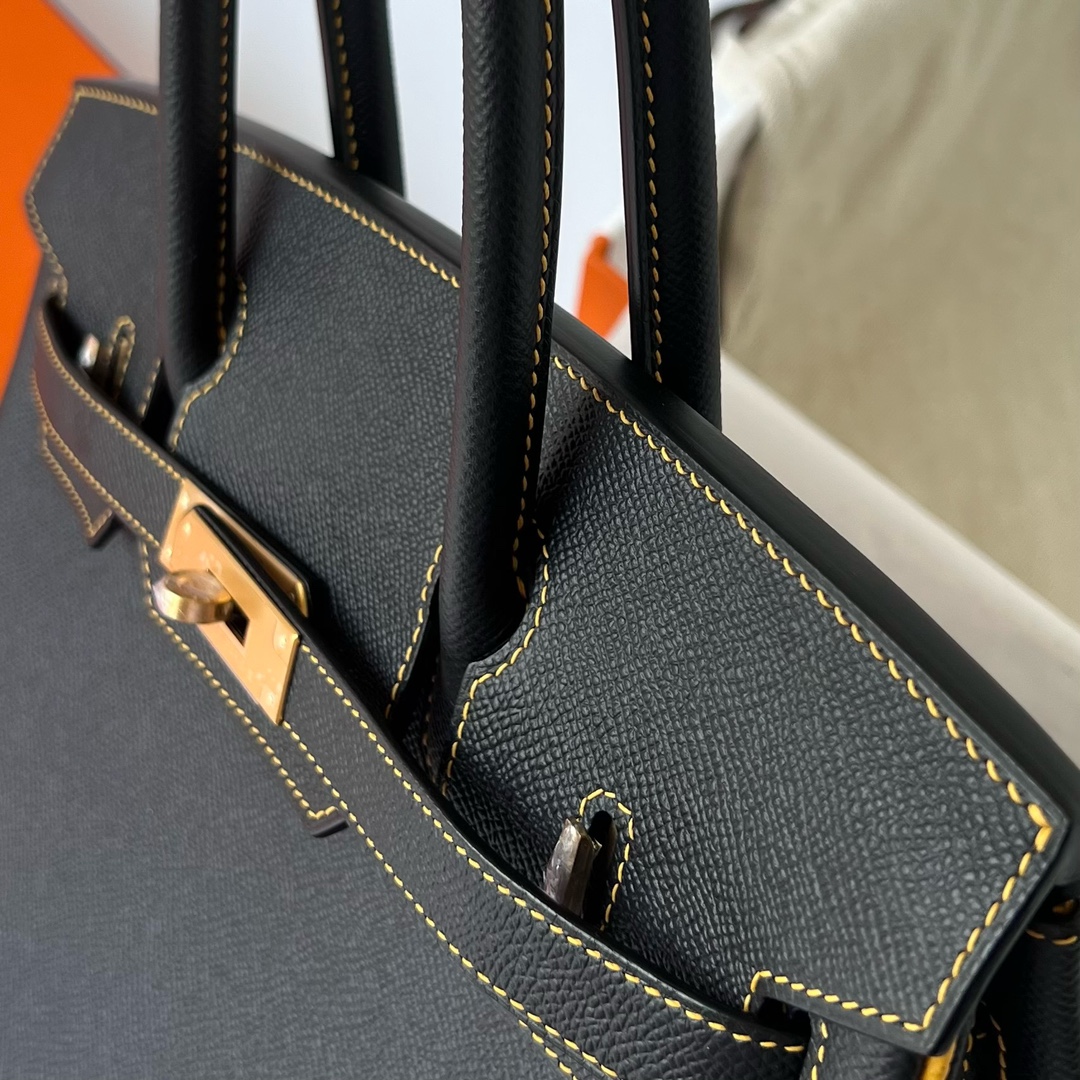 에르메스 버킨백30 블랙 금장 앱송